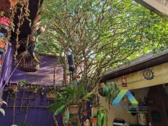 Imagem SANTO ANDRÉ Sobrado 240M², 2 dormitórios, churrasqueira, 5 vagas de garagem, ótima localização e valor !!