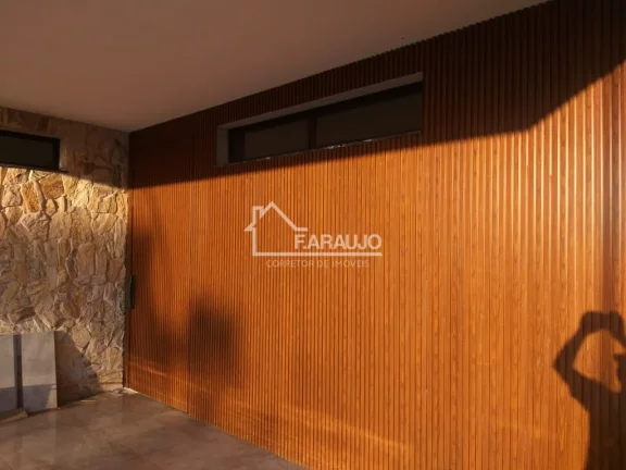 Imagem Casa em Condomínio à venda em Alphaville Nova Esplanada com 243m² 3 suítes, 4 vagas