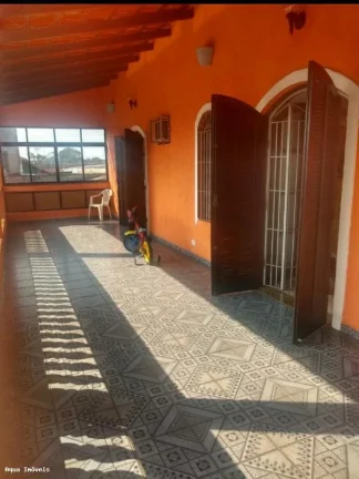 Imagem Casa para Venda em Itanhaém, Loty, 2 dormitórios, 1 suíte, 2 banheiros, 3 vagas
