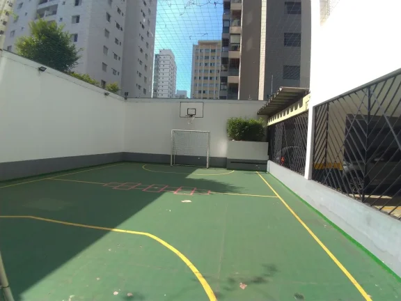 Imagem Linda cobertura de 321M² com 3 quartos e 2 suítes. Armários, varandas, ampla sala.