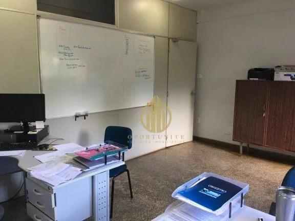Imagem Prédio comercial em Ribeirão Preto de salas, galpôes, oficinas e pátios de abastecimentos