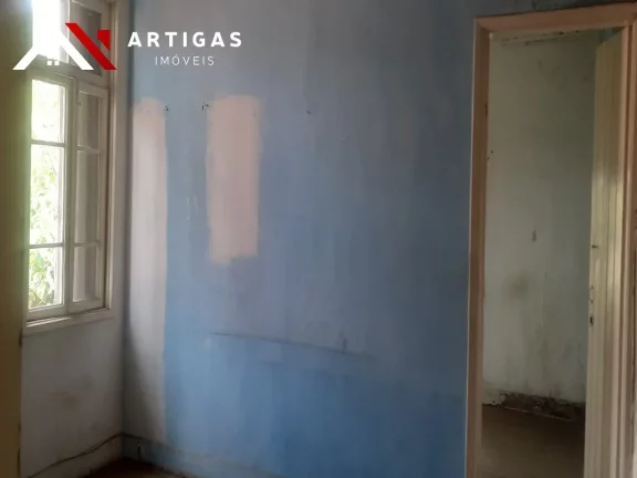 Imagem Casa Sobrado á venda na Mooca A.C 180 m² A,T. 296 m² para reforma ou demolição