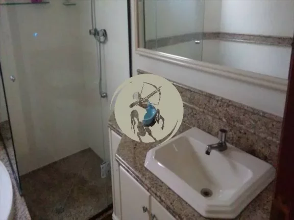 Imagem OPORTUNIDADE UNICA! APARTAMENTO PORTEIRA FECHADA, MOBILIADO COM REQUINTE E BOM GOSTO, NA RUA MAIS CH...