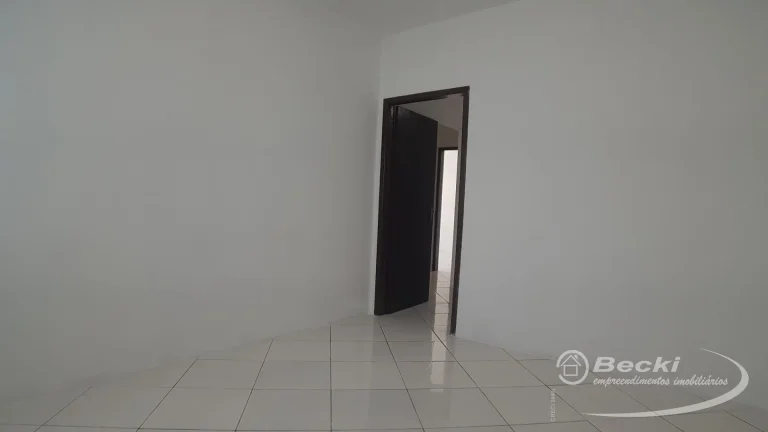 Imagem Sobrado Espaçoso no Petrópolis – Joinville/SC