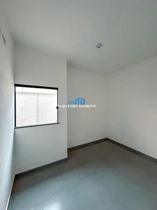Imagem Casa para Venda em Feira de Santana, Mangabeira, 3 dormitórios, 1 suíte, 1 banheiro, 2 vagas