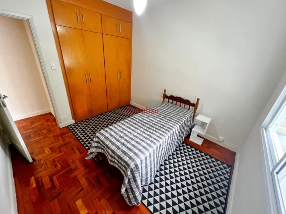 Imagem Apartamento com 3 dormitórios com vista livre, garagem suficiente, salão de festas no bairro do Gonzaga em Santos por R$ 620.000,00