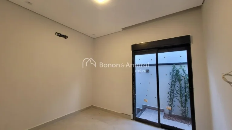 Imagem Venda de casa térrea em Valinhos, em excelente localização! Esta linda residência combina um pro...