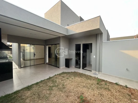Imagem Imóvel de luxo na Vila Planalto: Casa com 3 quartos, 3 suítes, 1 sala e 2 vagas de garagem em Campo Grande-MS!