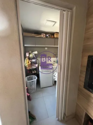 Imagem Linda casa em condomínio fechado no Banderiantes com 120m²