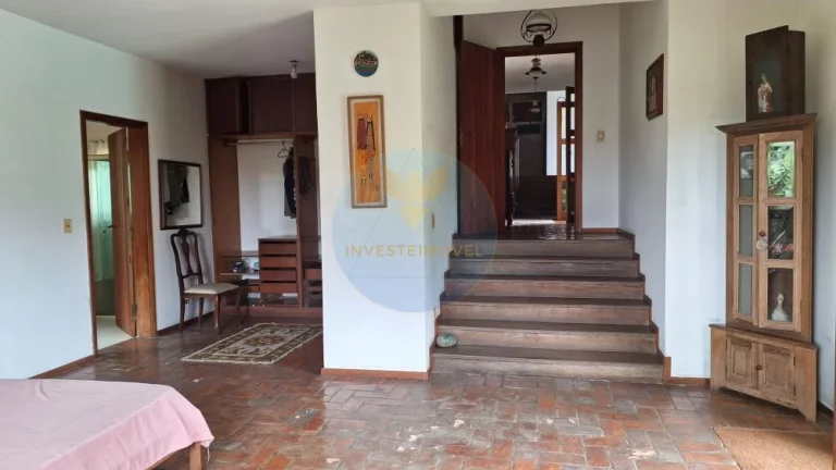 Imagem Casa em Condomínio a Venda no bairro Granja Viana - Carapicuíba, SP