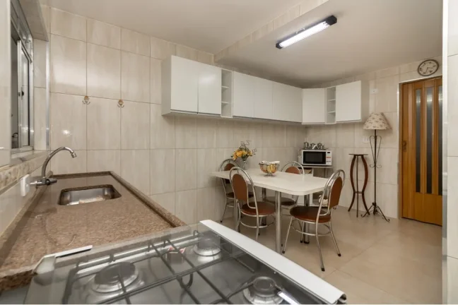 Imagem Imperdível oportunidade de adquirir uma casa em Jurubatuba, São Paulo-SP, com 3 quartos, 1 suíte, 2 banheiros e 81m².
