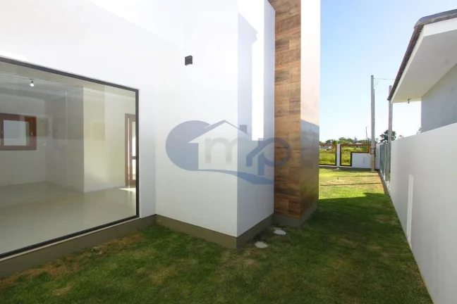 Imagem Casa á venda com 3 dormitórios na praia Rondinha no Arroio do Sal/RS