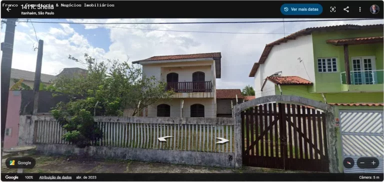 Sobrado para Venda em Itanhaém, Jd Regina, 3 dormitórios, 1 suíte, 4 banheiros, 3 vagas