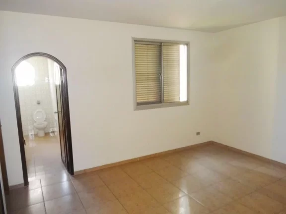 Imagem Apartamento amplo muito bem localizado no Centro com excelente estrutura, com 3 quartos, todos com a...