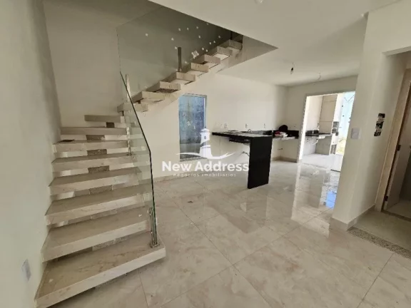 Imagem Casa Duplex com 3 quartos à venda em Morada de Laranjeiras - Serra
