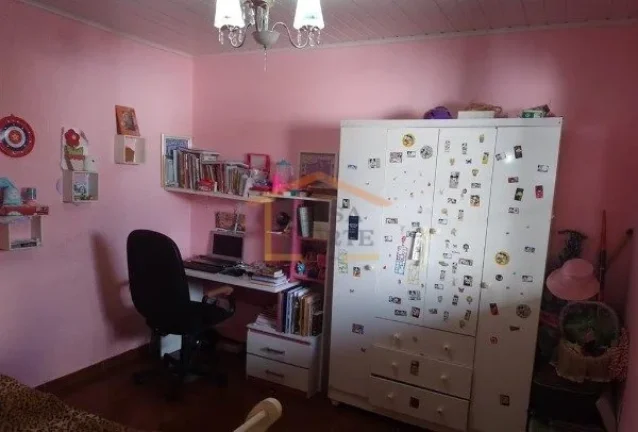 Imagem Casa térrea, 2 dormitórios, sala, cozinha, banheiro, 1 vaga de garagem. 90m².

Localizado a 800 m...