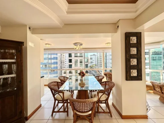 Imagem Apartamento 4 Dormitórios - Bairro Navegantes