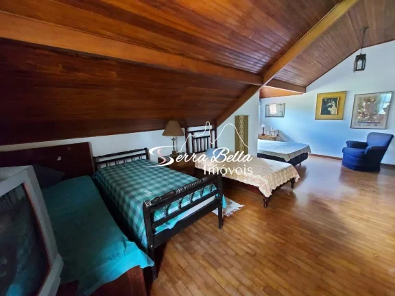 Imagem Casa com 4 dormitórios à venda, 255 m² por R$ 1.290.000,00 - Três Córregos - Teresópolis/RJ