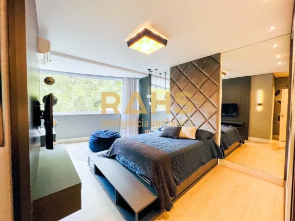 Imagem Apartamento Totalmente Mobiliado e Decorado em Localização Nobre Com 250m² privativos, o apartame...