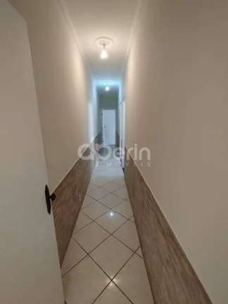 Imagem CASA À VENDA - PARQUE DOURADINHO