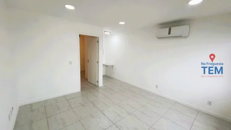 Imagem Rio's Life - Sala Comercial na Freguesia (Jacarepaguá)