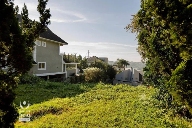 Imagem More junto á natureza! Terreno de 777 m² em condomínio a poucos passos do Parque Tingui, à venda por R$ 2.190.000 - São João - Curitiba/PR
