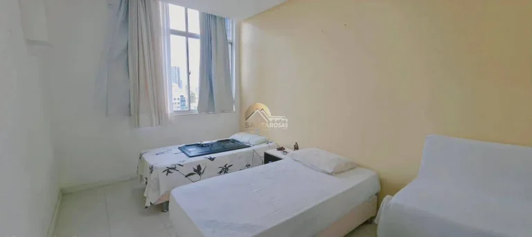 Imagem Graça: 130m², 3 quartos com 1 suíte, andar alto, nascente, vista livre e varanda integrada à sala.