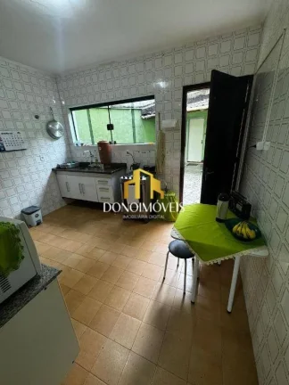Imagem Casa com 2 dormitórios à venda no Jardim Andrea Demarchi - SBC- SP