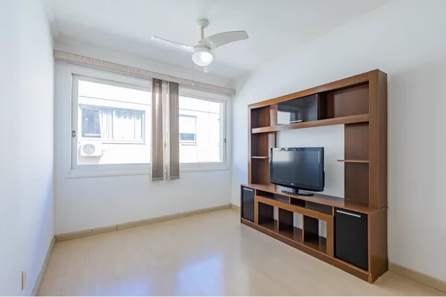 Imagem SJHSD 838 Apto 612521003-271 - Apartamento à venda no bairro São João - Porto Alegre/RS