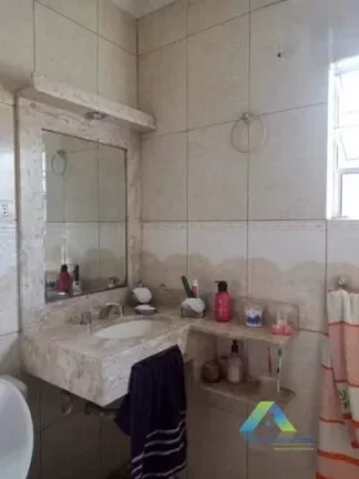 Imagem Casa Sobrado 2 quartos e Garagem.