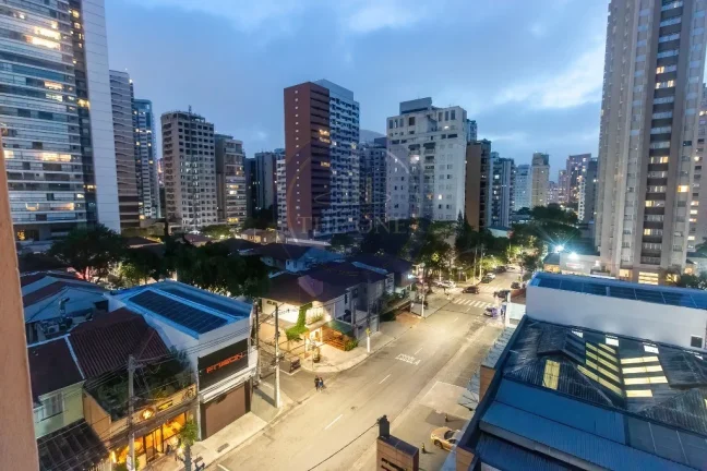 Imagem Apartamento à venda na Vila Olímpia, São Paulo-SP: 2 quartos, 1 suíte, 2 salas, 3 banheiros, 1 vaga de garagem e 80m² de área.