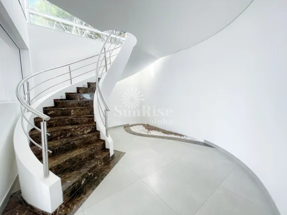 Imagem Casa à Venda Gênesis 2 | 704 m² AC - 607 m² Terreno - 5 suítes | R$7.500.000 - Santana de Parnaíba/SP