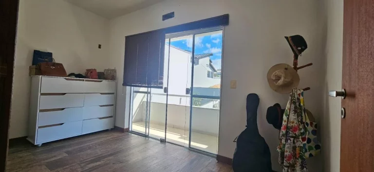 Imagem Casa à Venda, 310 m2, 3 Dormitórios (Suíte), 4 Vagas - Pedra Branca - Palhoça/SC