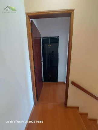 Imagem Sobrado de Esquina Exclusivo em Braz Cubas com 2 Suítes e garagem para 2 Carros!