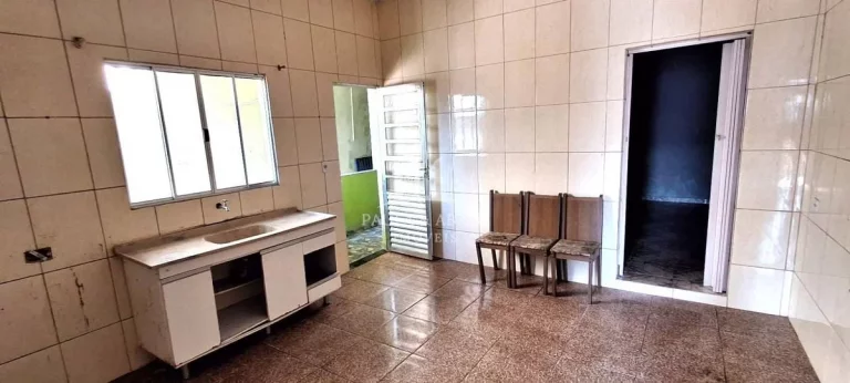 Imagem São 4 Casas 245m² (7 X 35mts), Agora só 215 mil, 3 Cômodos cada, contas separadas, Ótimo pra Renda, 1 Vaga, no Jardim Columbia, Mauá-SP