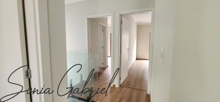 Imagem Imperdível! Casa em condomínio à venda em Vinhedo-SP, bairro Villaggio Maranello, 3 quartos, 3 suítes, 2 salas, 4 banheiros, 2 vagas, 145m². Imagem Imperdível! Casa em condomínio à venda em Vinhedo-SP, bairro Villaggio Maranello, 3 quartos, 3 suítes, 2 salas, 4 banheiros, 2 vagas, 145m².