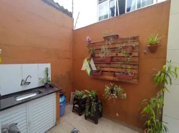 Imagem Aconchegante Sobrado em Villagio no charmoso bairro do Boqueirão