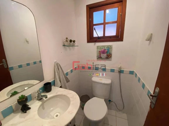 Imagem Casa mobiliada em condomínio frente mar com piscina em Búzios, R$ 425 mil