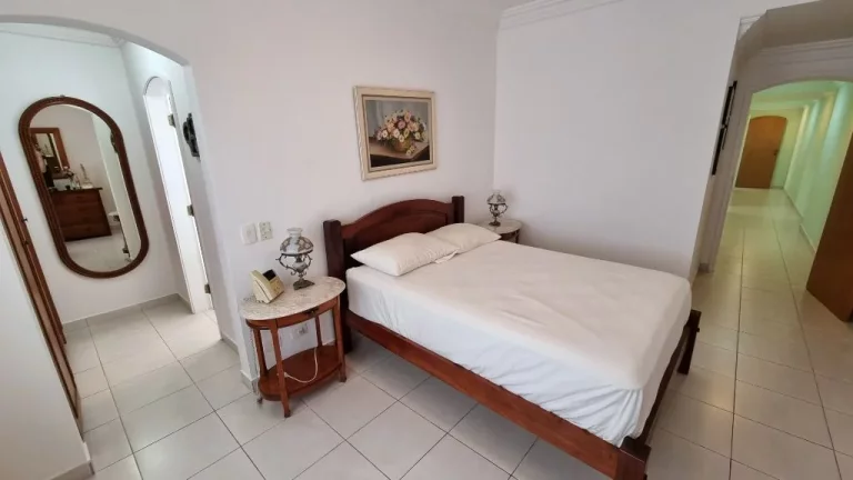 Imagem Apartamento com 3 dormitórios à venda, 196 m² - Astúrias - Guarujá/SP