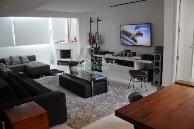 Imagem Bela cobertura com piscina privativa aquecida e churrasqueira.Home Theater com telão de 80p, 3 suit...