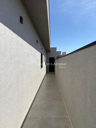 Imagem Esta casa térrea é a combinação perfeita de conforto, elegância e funcionalidade. São três su...