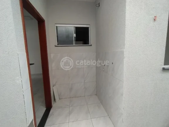 Imagem Casa à venda no bairro Nova Esperança, Parnamirim: 2 dormitórios, suíte e garagem coberta!