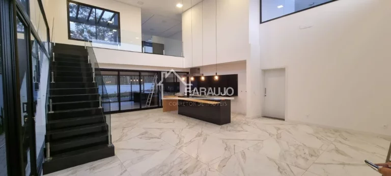 Imagem Casa em Condomínio à venda em Alphaville Nova Esplanada 4 com 326m² 4 suítes, 4 vagas