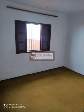 Imagem Exclusivo: Oportunidade Rara a venda no centro da Cidade Dutra. Vendo casa térreo no coração da cidade Dutra, São 320m² de tereno, 170m² de construção, necessita reforma, imóvel para investir, São 4 Dormitórios, 2 salas, 2 banheiros, despensa, quintal amp