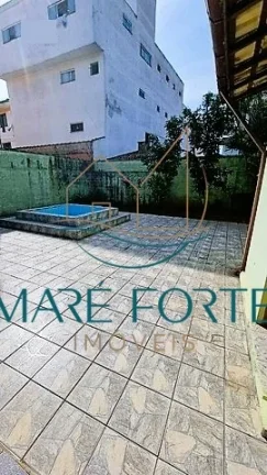 Imagem AMPLA CASA COM CHURRASQUEIRA E QUINTAL