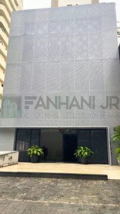 Imagem Prédio Monousuário localizado no privilegiado bairro do Jardim Europa, em uma região de fácil acesso por transporte público e particular. Com um ter