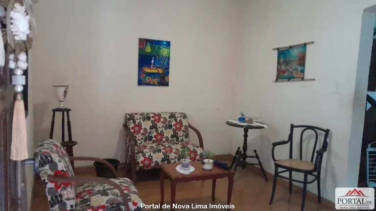 Imagem Casa com quintal a venda em Nova Lima, região central