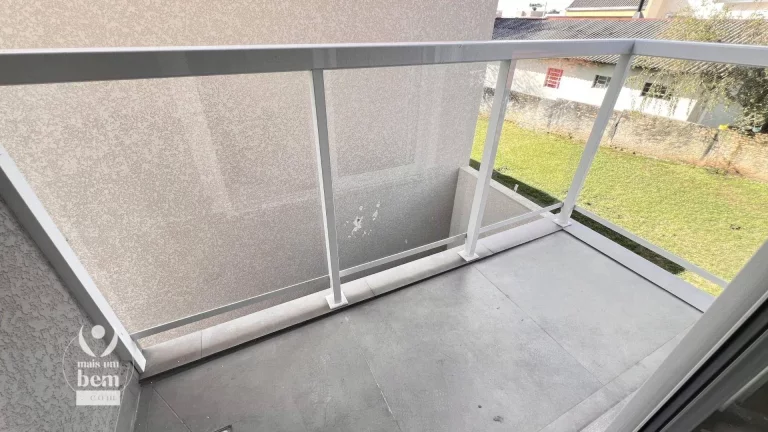 Imagem Sobrado em condomínio fechado, 3 Quartos, suíte, terraço com churrasqueira e 1 vaga a venda no Boqueirão (Estuda Permuta)