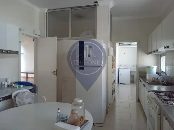 Imagem Aluguel de Cobertura Luxuosa no Jardim Paulista, São Paulo-SP: 3 Quartos, 1 Suíte, 2 Salas, 2 Banheiros, 2 Vagas de Garagem e 201m² de Área!