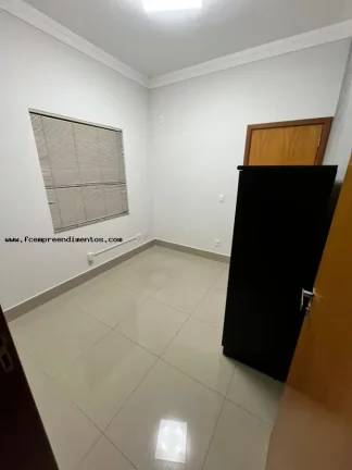 Imagem Sobrado Comercial para Locação em Limeira, Jardim Maria Bruschi Modeneis, 2 banheiros, 10 vagas